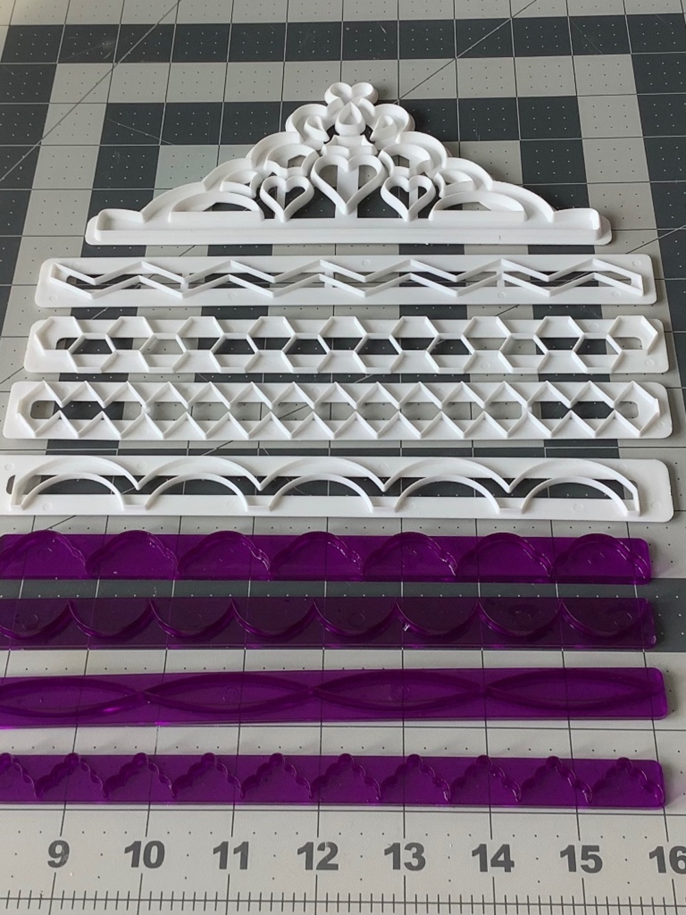 Large Fondant Border Cutter & Embosser Set – Cake Decorating Tools – 9 Pieces